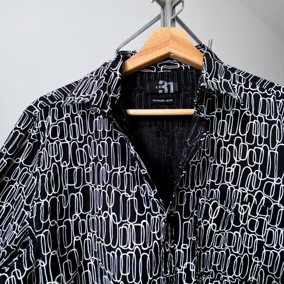 🌿 Black & White Geometric Print Semi Fitted Cotton Button Down Shirt by Le 31 - Picture 6 of 9
